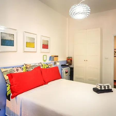 Bed and Breakfast Girovagando Γένοβα
