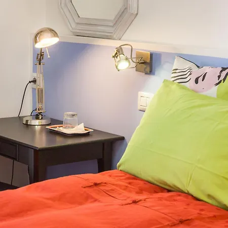 Bed and Breakfast Girovagando *